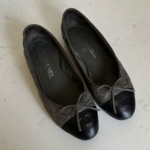 Chanel Grey Quilted Ballet Flats with Black Cap Toe - 36.5